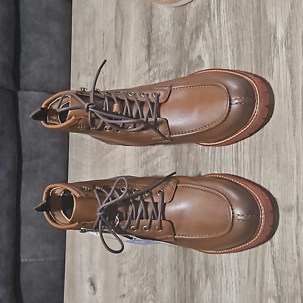VINCE CAMUTO KAMEIL WATERPROOF BOOTS 8M